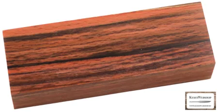 Raffir® stabilizált bükk vöröses barna